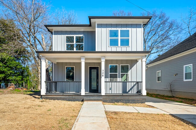 property at 726 Windsor St SW