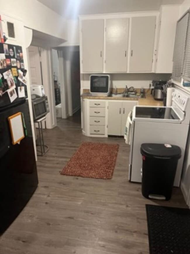 property at 905 3rd Ave NW