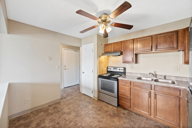 Prairie Woods Apartments
