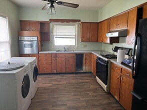 490 Helen St in Columbus, OH - Building Photo - Building Photo