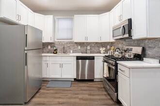 135 Fabyan Pl in Newark, NJ - Building Photo - Building Photo