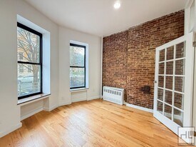 BEDFORD AVENUE / No fee 1-Bed 1-Bath in Prime Crown Heights / 1-Month Free in Brooklyn, NY - Building Photo