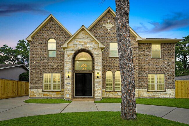 property at 6240 San Felipe St