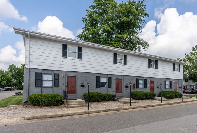 Spring Creek Townhomes in Springfield, IL - Building Photo - Building Photo