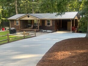 810 Jefferson River Rd in Jefferson, GA - Building Photo - Building Photo