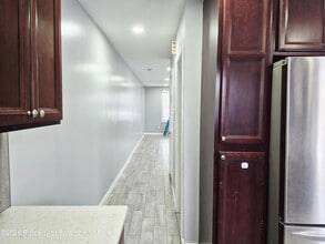 124 Willow St, Unit 1 in Wilkes-Barre, PA - Building Photo - Building Photo