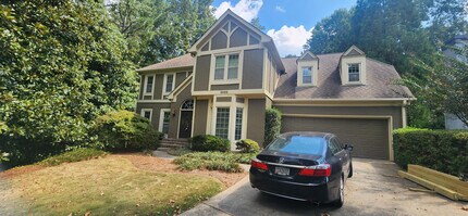 Room in House on Wynfair Dr in Marietta, GA - Building Photo - Building Photo