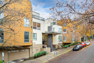 Clay Street Commons in Portland, OR - Foto de edificio - Primary Photo