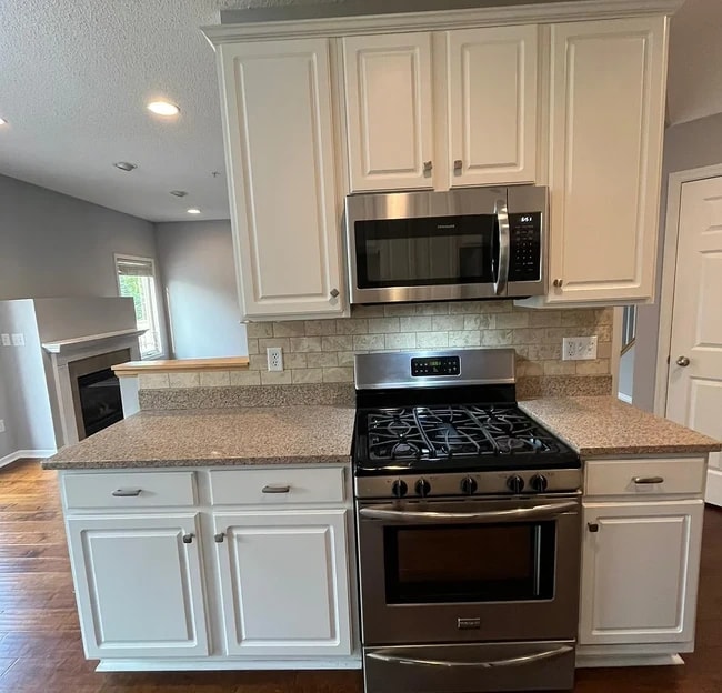 property at 15578 Crab Apple Ln