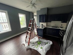 219 Bellevue Ave in Providence, RI - Building Photo - Building Photo