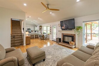 485 Ashley Ln in Roanoke, TX - Building Photo - Building Photo