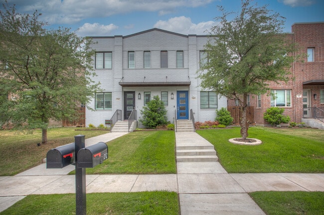 property at 212 Wimberly St