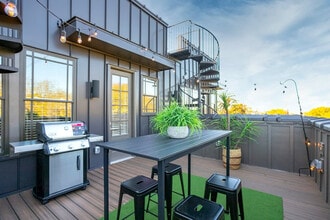 709 26th Ave N in Nashville, TN - Building Photo - Building Photo
