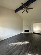 9121 Nasreen Dr in Sacramento, CA - Building Photo - Building Photo