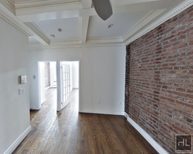 property at 420 W 51st St