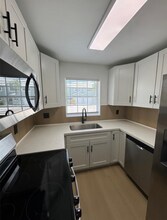 4964 SW 122nd Terrace in Cooper City, FL - Building Photo - Building Photo