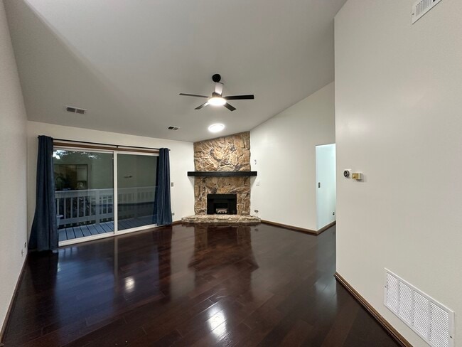 property at 216 Charleston Ct