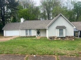 4894 Northdale Dr in Memphis, TN - Building Photo