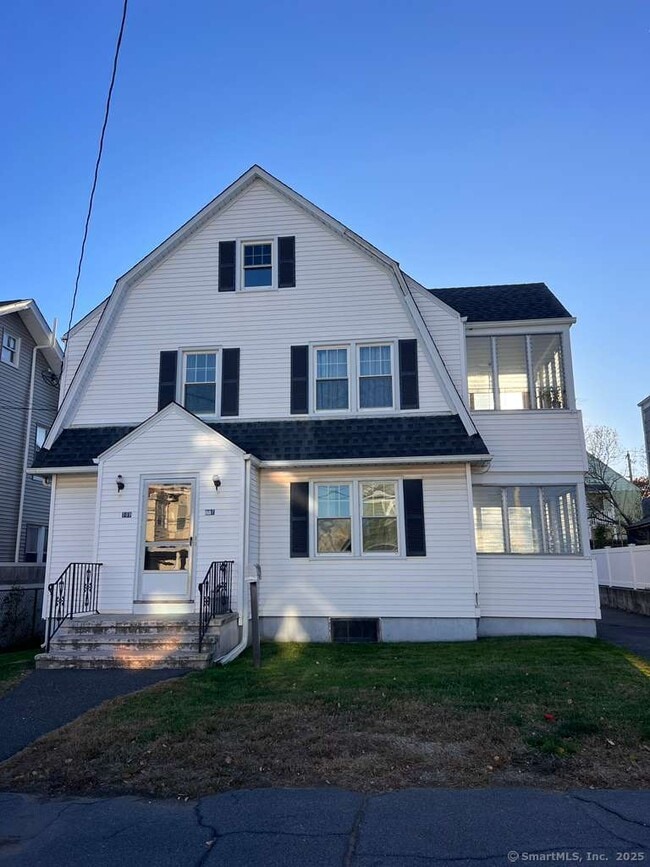 109 Alfred St in Bridgeport, CT - Building Photo - Building Photo