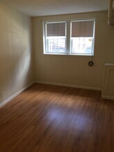 141 Sutherland Rd, Unit A in Boston, MA - Building Photo - Building Photo