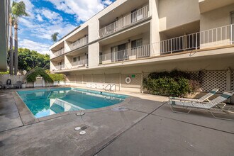 2700 and 2704 Aviation Blvd. in Redondo Beach, CA - Building Photo - Building Photo