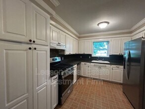 2038 Lovers Ln in Shreveport, LA - Building Photo - Building Photo