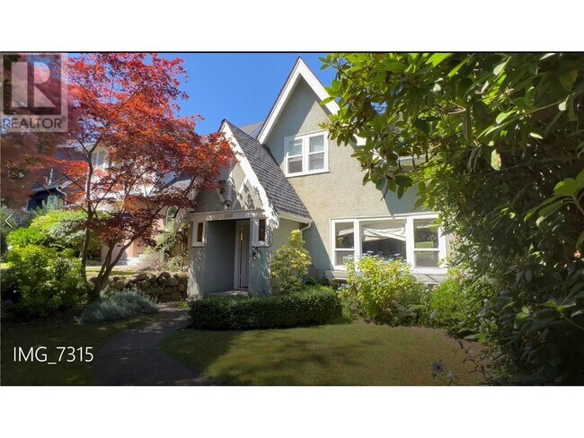 38XX W 11th Ave
