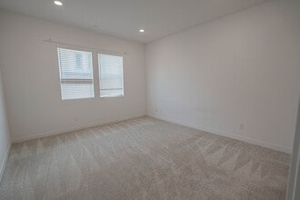26958 W Sandbar Willow Pl in Valencia, CA - Building Photo - Building Photo