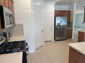 15231 Henderson Point Dr in Cypress, TX - Building Photo - Building Photo