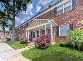 Maple Terrace Apartments