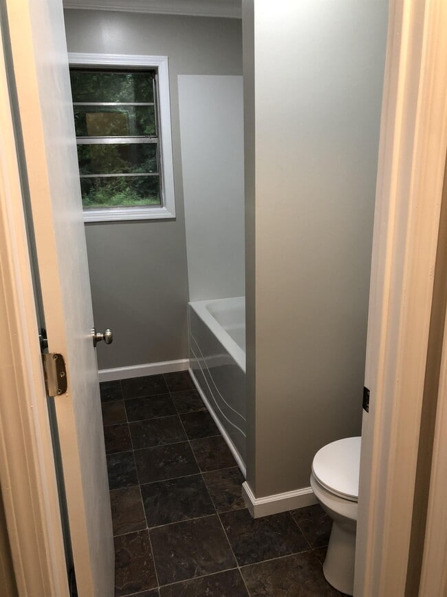 property at 246 Tommy Ballard Rd