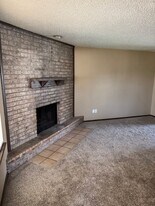 129 Crystal Cir in Norman, OK - Building Photo