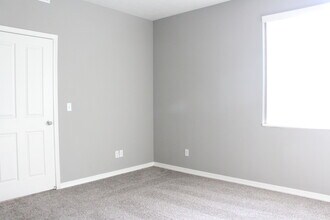 Pleasant Springs Apartments in Pleasant Grove, UT - Building Photo - Building Photo