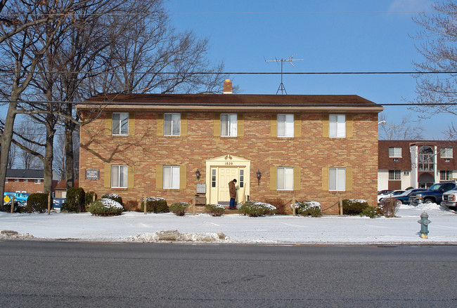 Old Colony in Lorain, OH - Building Photo - Building Photo