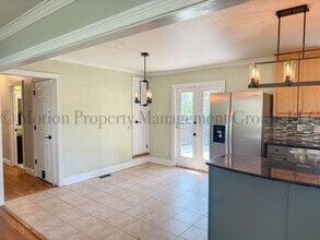 2502 Little John Trail SE in Marietta, GA - Building Photo - Building Photo