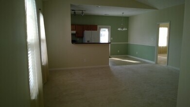 1093 Winding Oak Trl in Lexington, KY - Building Photo - Building Photo