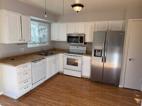 1576 S Sedalia St in Aurora, CO - Building Photo - Building Photo