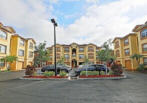 15645 Ocean Walk Circle in Ft. Myers, FL - Building Photo