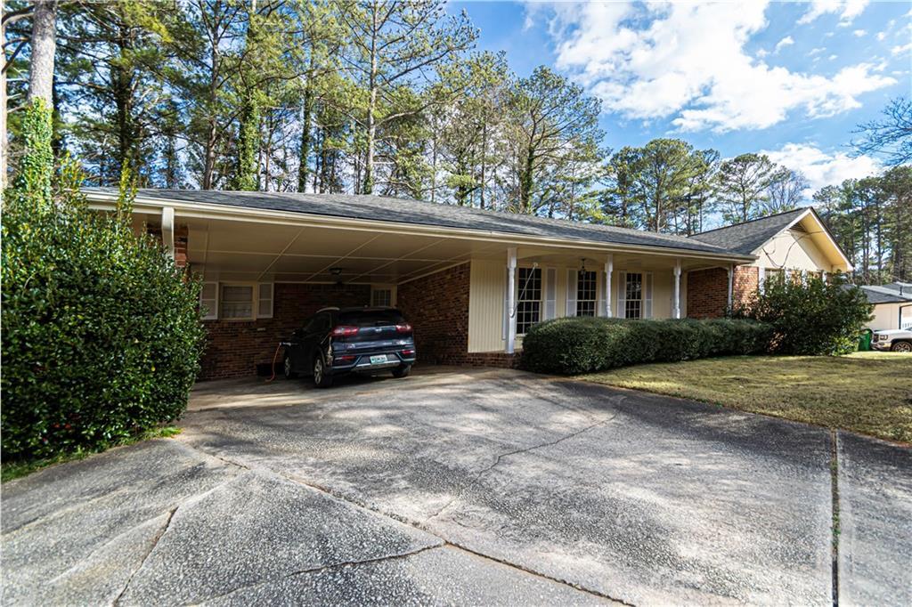 2449 Midvale Ct in Tucker, GA - Building Photo