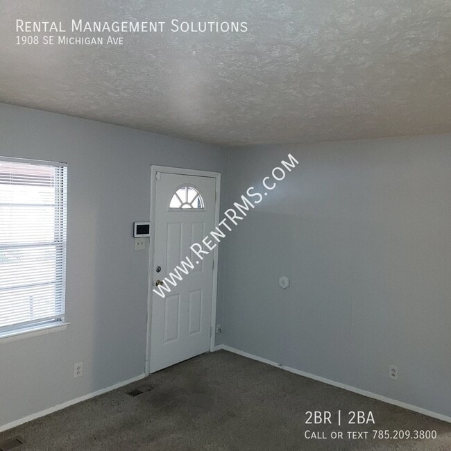 1908 SE Michigan Ave in Topeka, KS - Building Photo - Building Photo