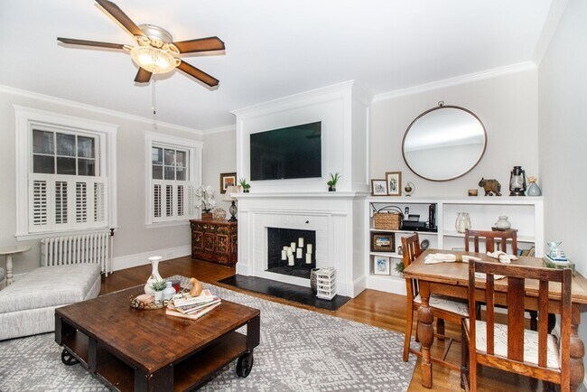 property at 250 Commonwealth Ave