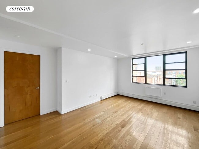 1405 5th Ave in New York, NY - Building Photo - Building Photo