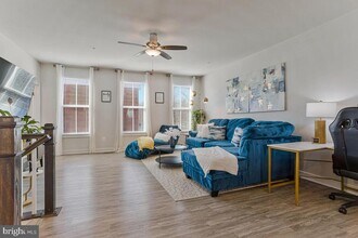 10948 St Patricks Pk Aly in Waldorf, MD - Building Photo - Building Photo