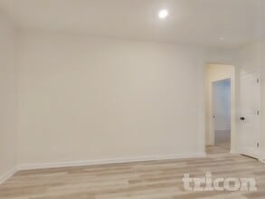 617 Mountain Oaks Pkwy in Stone Mountain, GA - Foto de edificio - Building Photo