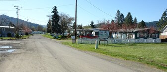 Sutherlin Estates Mobile Home Community Apartments