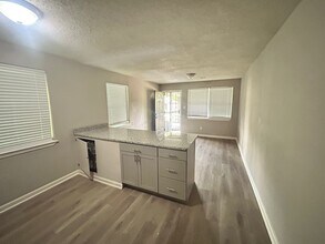 760 Richmond Ave in Memphis, TN - Building Photo - Building Photo