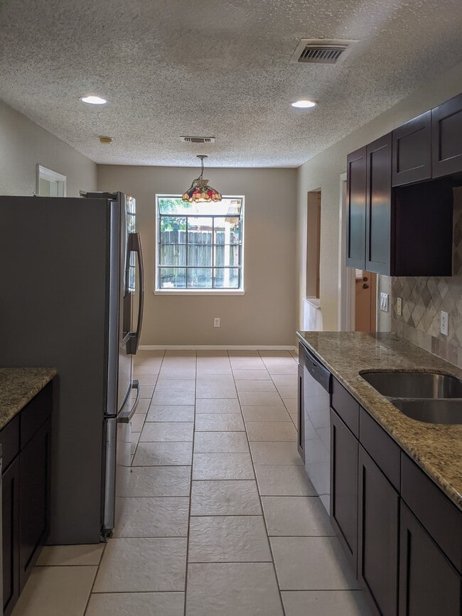 property at 17903 Glenpatti Dr