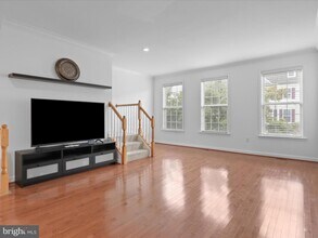 42538 Magellan Square in Ashburn, VA - Building Photo - Building Photo