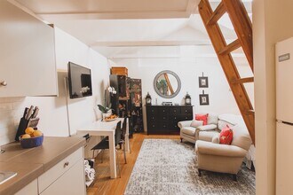 935 Palms Blvd, Unit Venice Zen Cottage in Venice, CA - Foto de edificio - Building Photo