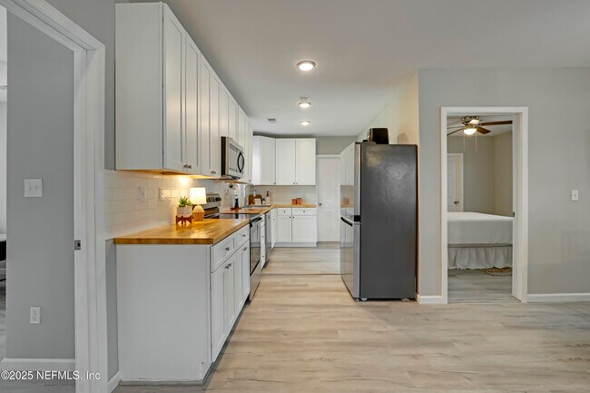 2908 Broadway Ave in Jacksonville, FL - Building Photo - Building Photo